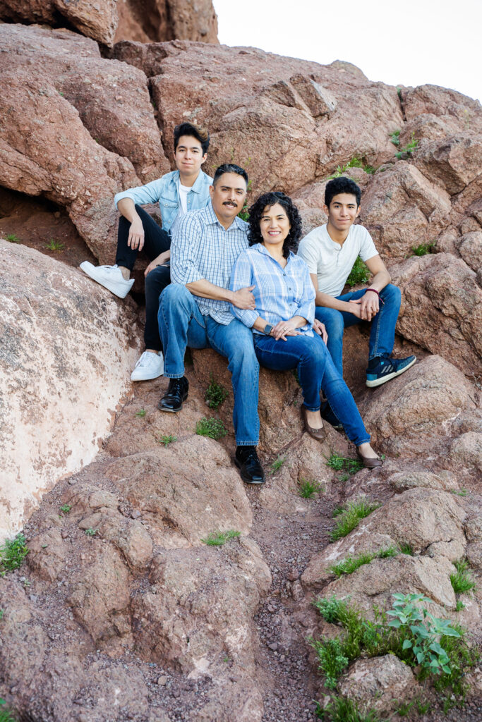 Family Pictures at Papago Park035