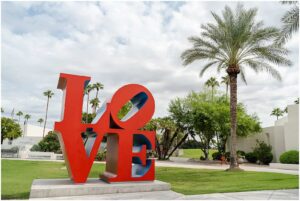 love art in Scottsdale photo by Photo Fusion Studio